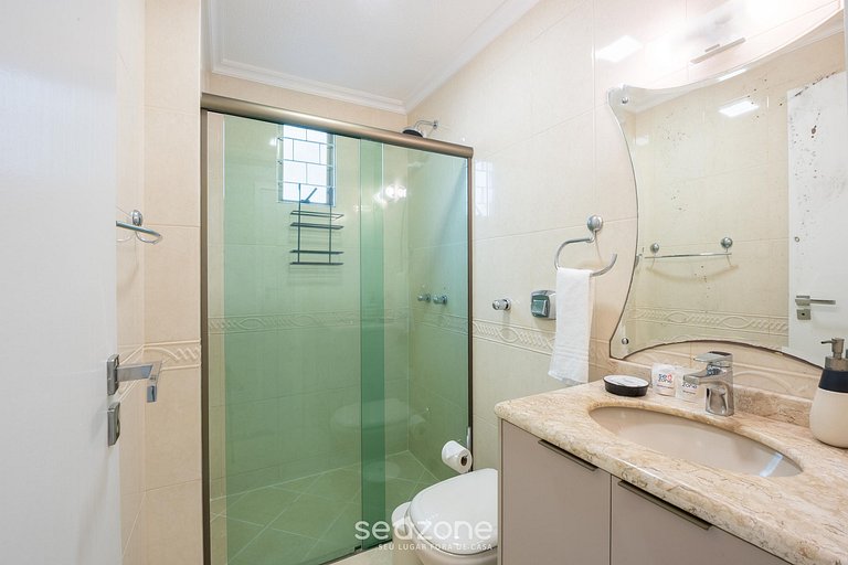 Apto c/ 3Q e churrasqueira a 400m da Praia PRS0101