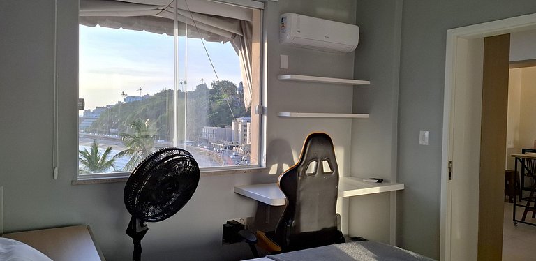 Apto com vista mar a 100m da praia EIA0409