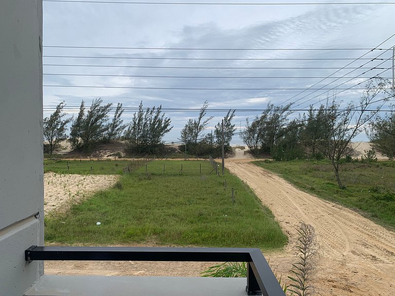 Loft moderno c/balcón a 50 m de la playa PLO0001