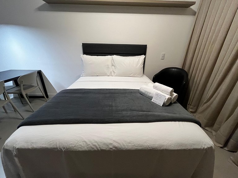 Studio completo próx. ao Centro de Floripa VTD0524