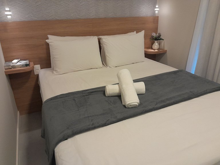 Apto c/ churrasq. privativa a 220m do Mar FFS1209