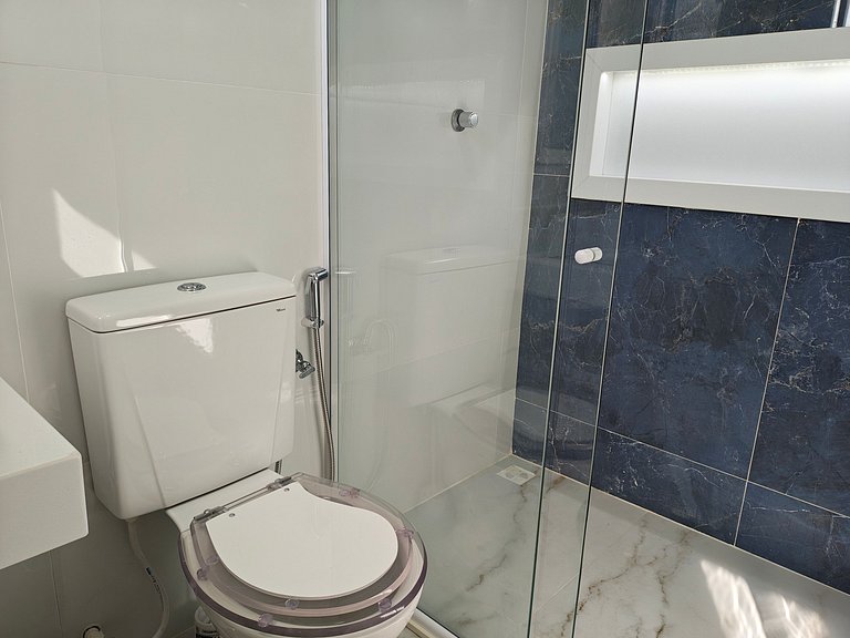 Casa c/ Piscina e 6 Quartos PJE0001