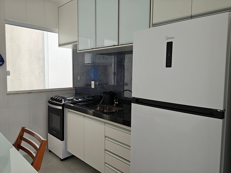 Casa c/ Piscina e 6 Quartos PJE0001