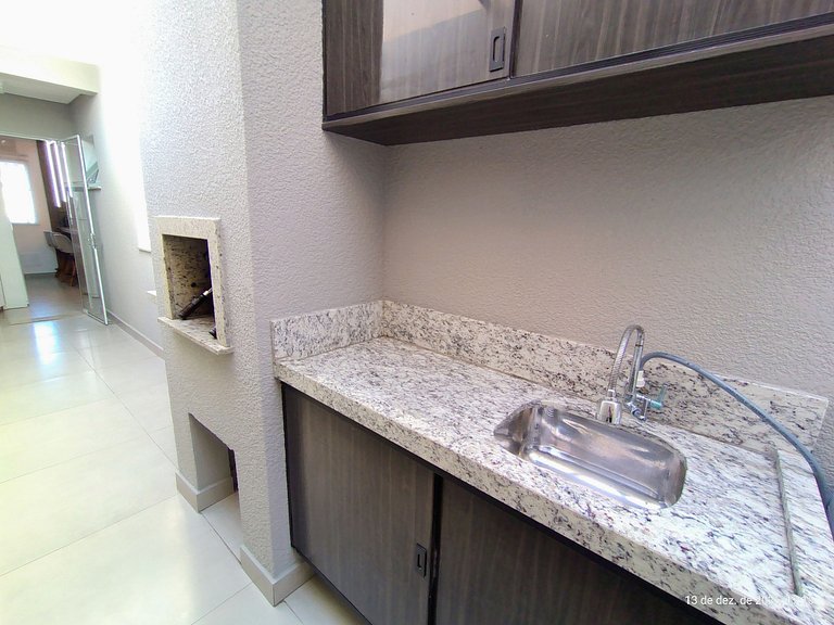 Apto a 100m da Beira Mar do Tabuleiro CIR0102