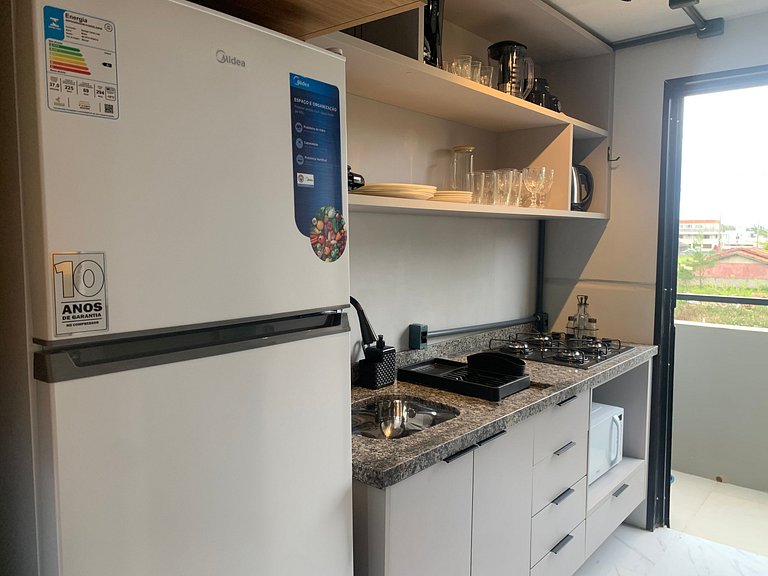 Loft a 50 m da Praia do Camacho PLO0005