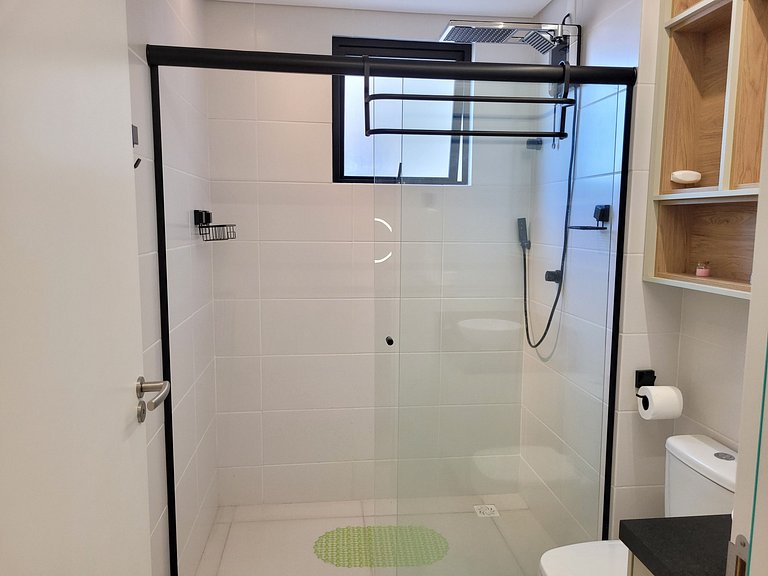 Apto con suite y balcón gourmet en Penha SKL0601