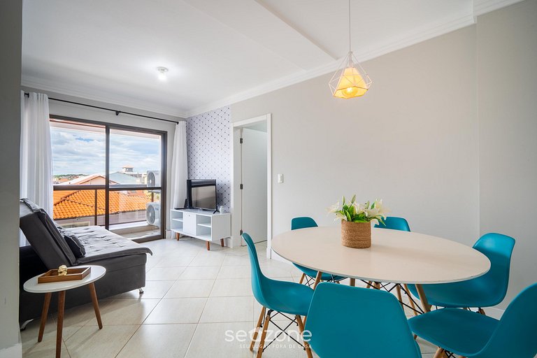 Apto c/ churrasq. em prédio c Piscina ROH0304