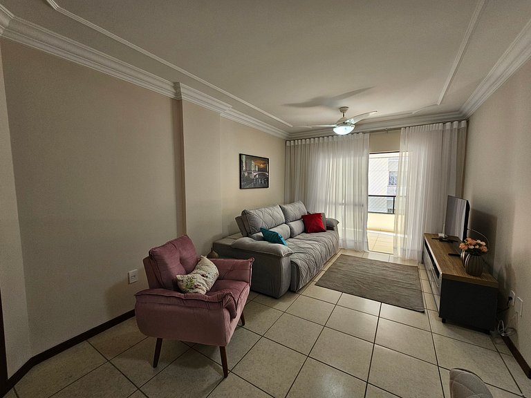 Apt a una cuadra del mar con parrilla ESA0304