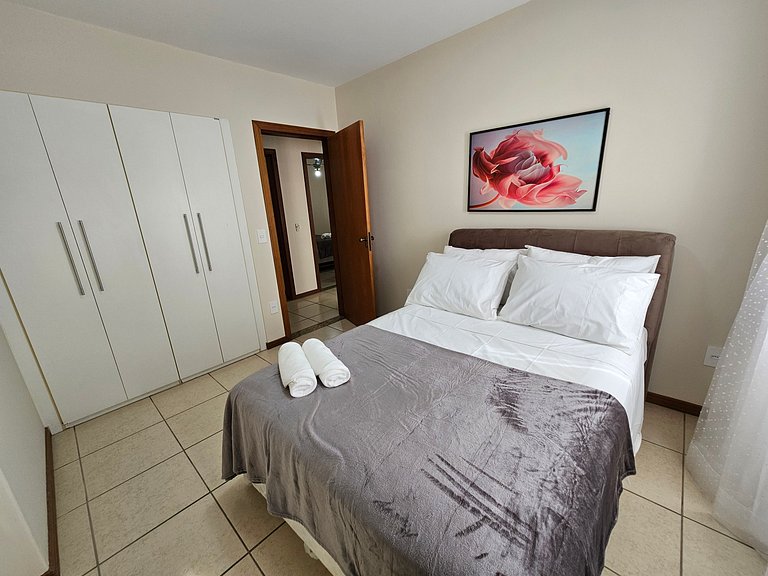 Apto Quadra Mar c/ Churrasqueira ESA0304