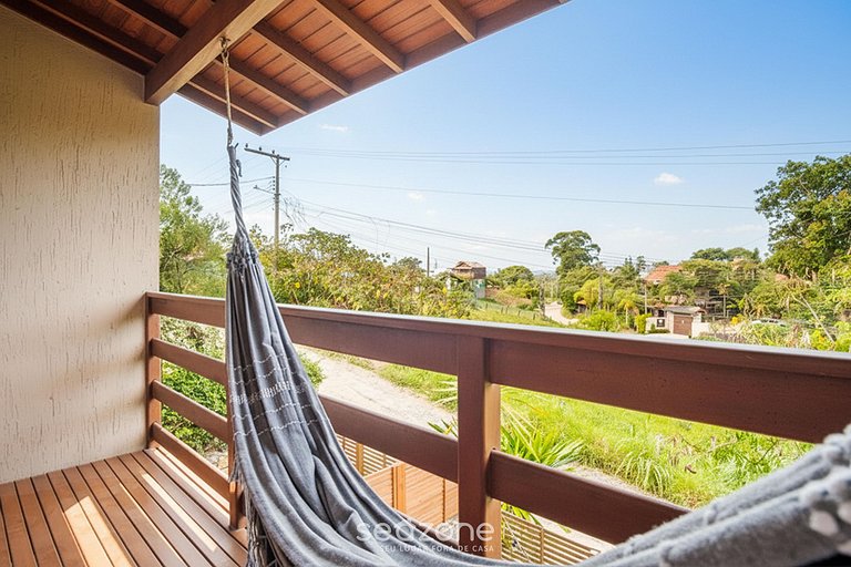 Casa c/ Churrasqueira em Imbituba VER0003