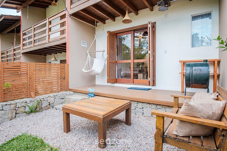 Casa c/ Churrasqueira em Imbituba VER0003