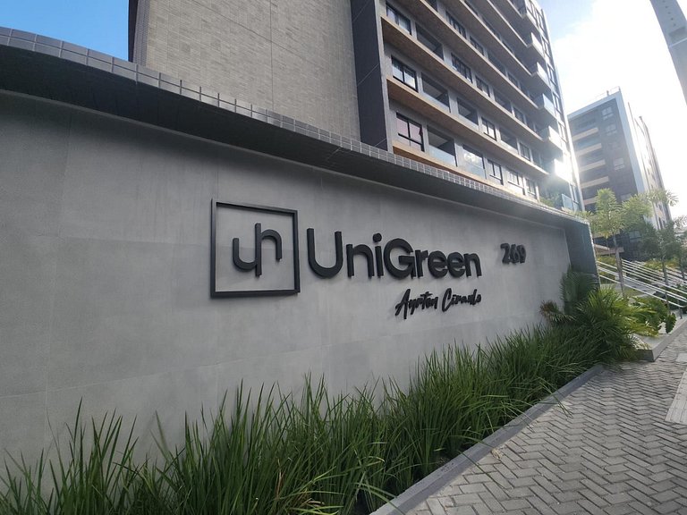 Estudio en edif. c/ piscina, 280m del mar UGR0404A