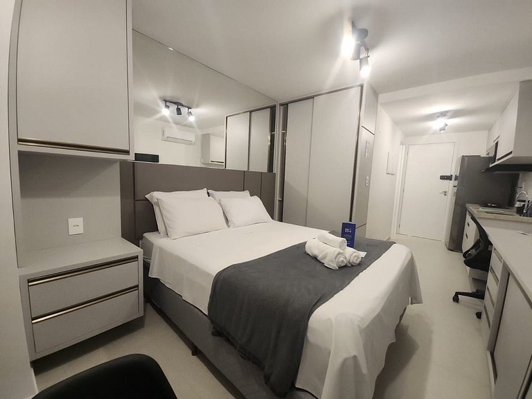 Estúdio em edf. c/ Piscina a 280 m do Mar UGR0404A