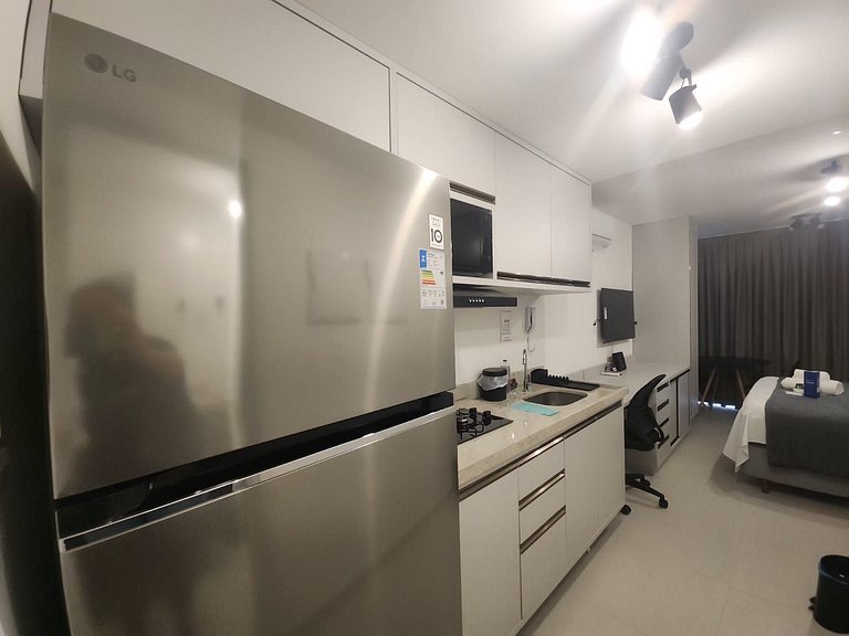 Estudio en edif. c/ piscina, 280m del mar UGR0404A