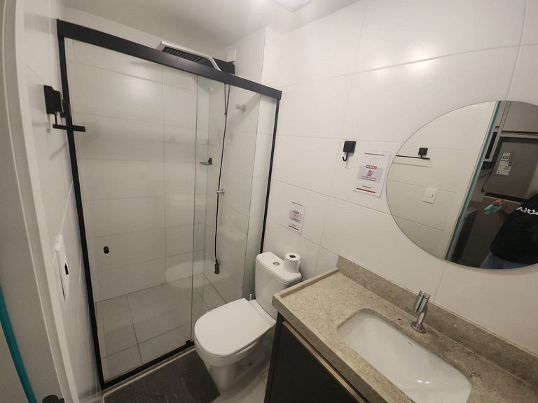 Estudio en edif. c/ piscina, 280m del mar UGR0404A