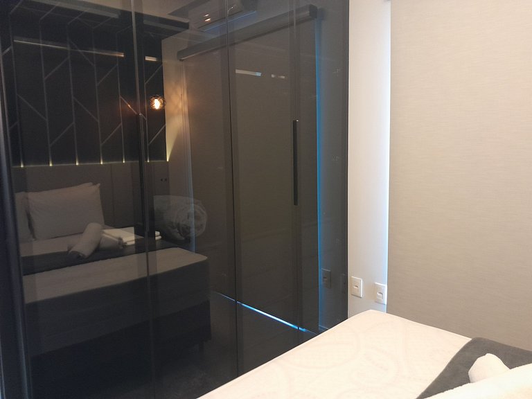 Apto c/ Balcón 220 m de la Playa - Itapema FFS1504