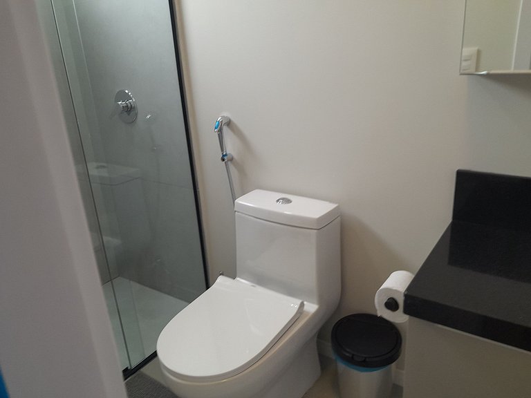 Apto c/ Balcón 220 m de la Playa - Itapema FFS1504