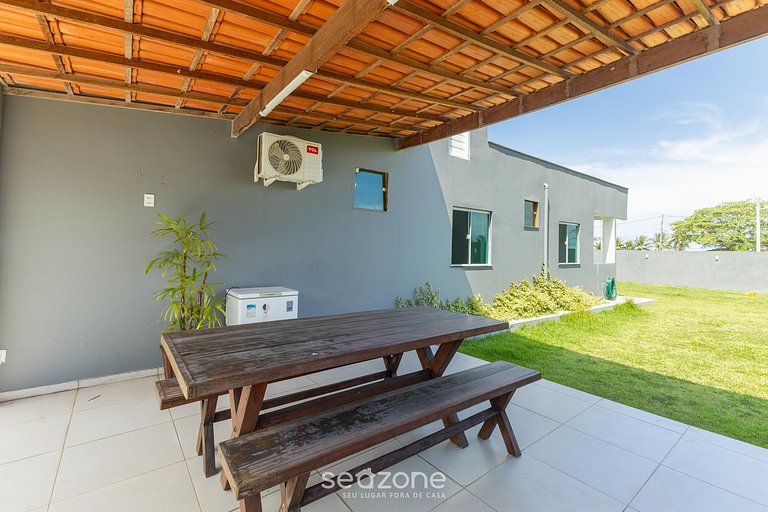 Casa c/ Churrasqueira em Frente à Praia TNN5311