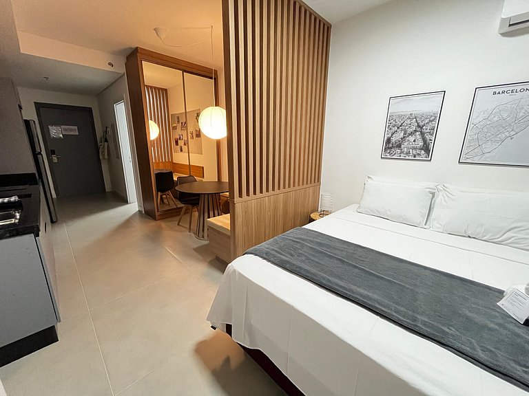 Studio em cond. c/ academia prox ao HU VTD0617