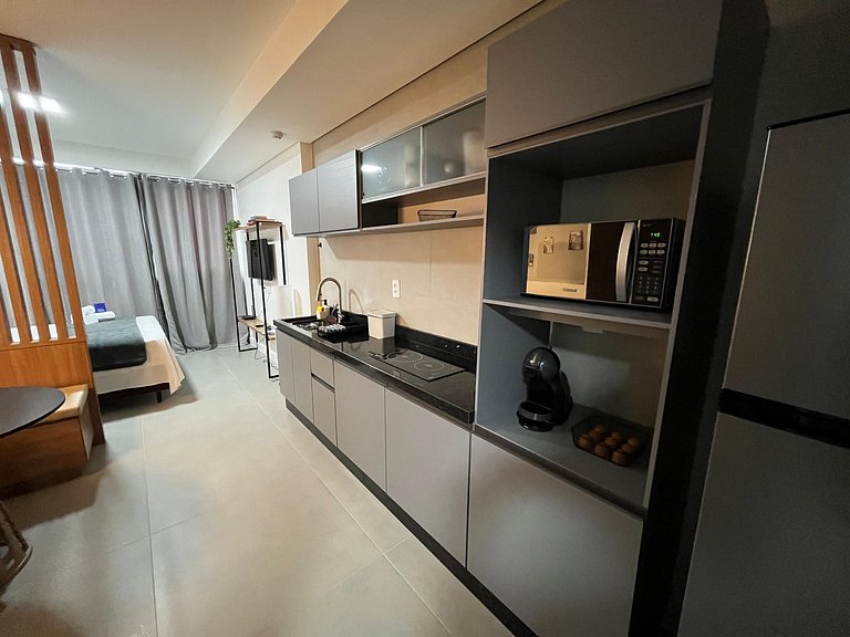 Studio em cond. c/ academia prox ao HU VTD0617