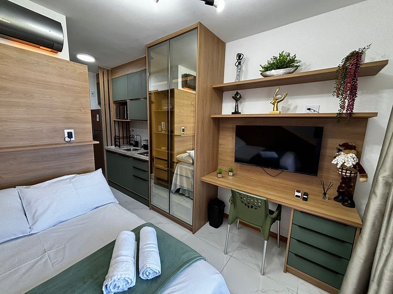 Studio em prédio c/ piscina no rooftop SMT0124