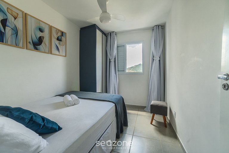 Apto em Cond. c/ Piscina e Academia RGK1202