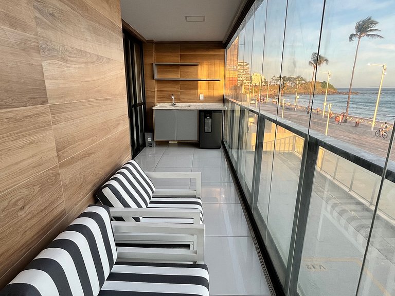 Apto 1 suíte c/ varanda vista mar HBA0108