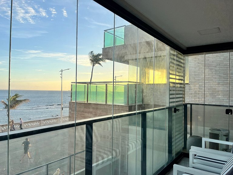 Apto c/ 1 suite y balcón c/ vista al mar HBA0108