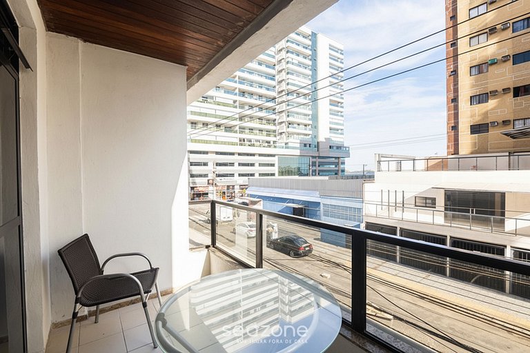 Apto 3QTs a 130 m da Praia do Morro GFT0101