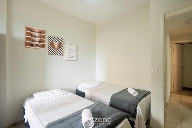 Apto 3QTs a 130 m da Praia do Morro GFT0101