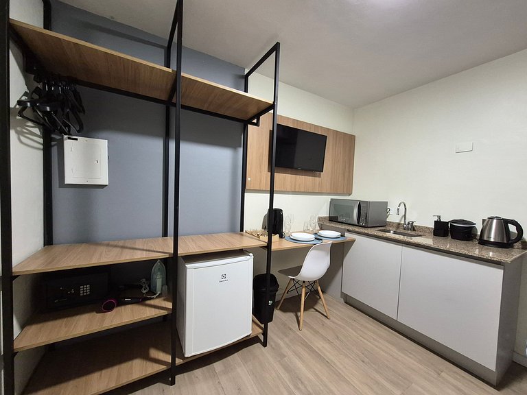 Studio en cond. con piscina cubierta UPP0611