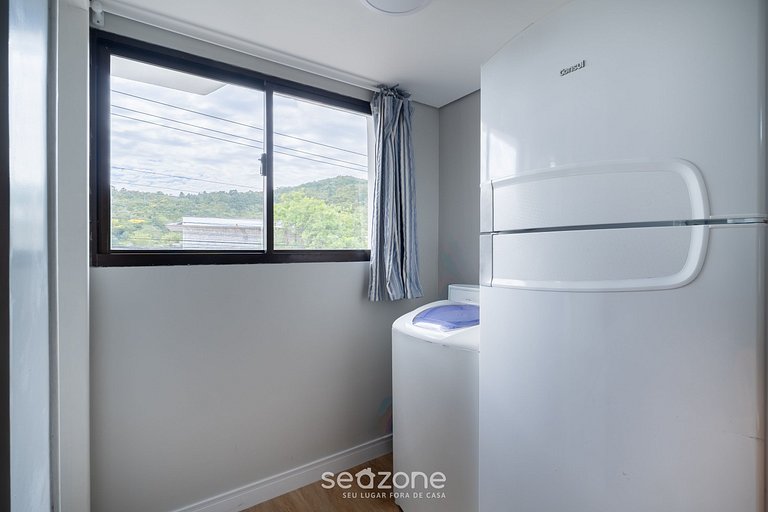 Apt 2Q c/ Acesso direto à Praia Floripa - CRVA0007