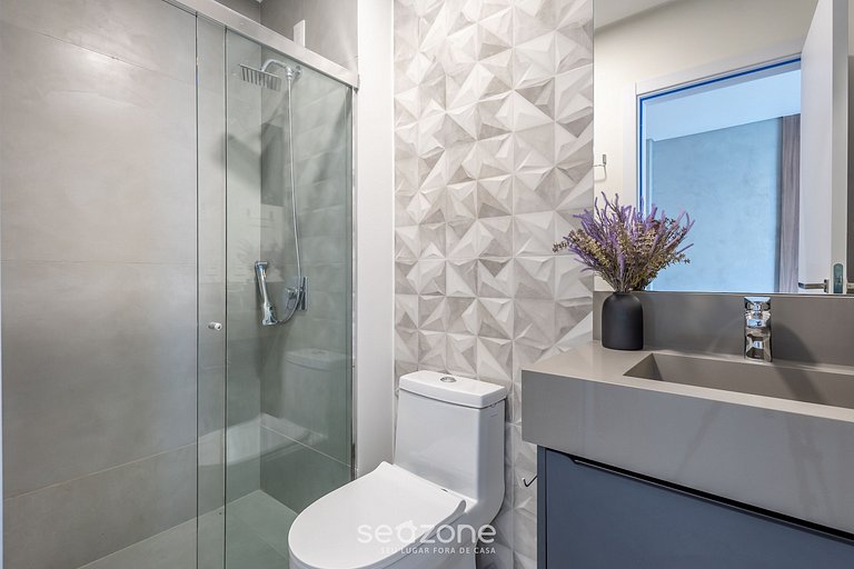 Apto en cond c/ piscina 220 m de la Playa FFS0608