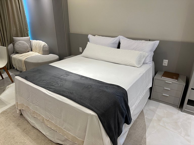 Estudio en Condominio Frente al Mar OPS0337