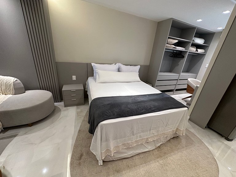 Estúdio em Condo. Frente Mar OPS0337