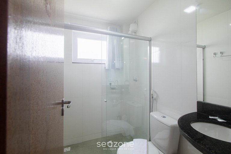 Casa 2 Suítes em Cond. c/ Piscina MNT0058