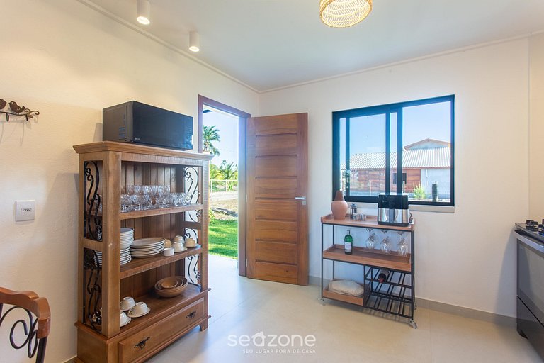 Casa em cond. c/ Piscina e churrasq. RVE0005