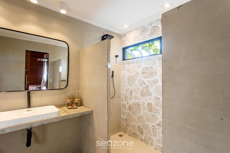 Casa em cond. c/ Piscina e churrasq. RVE0005