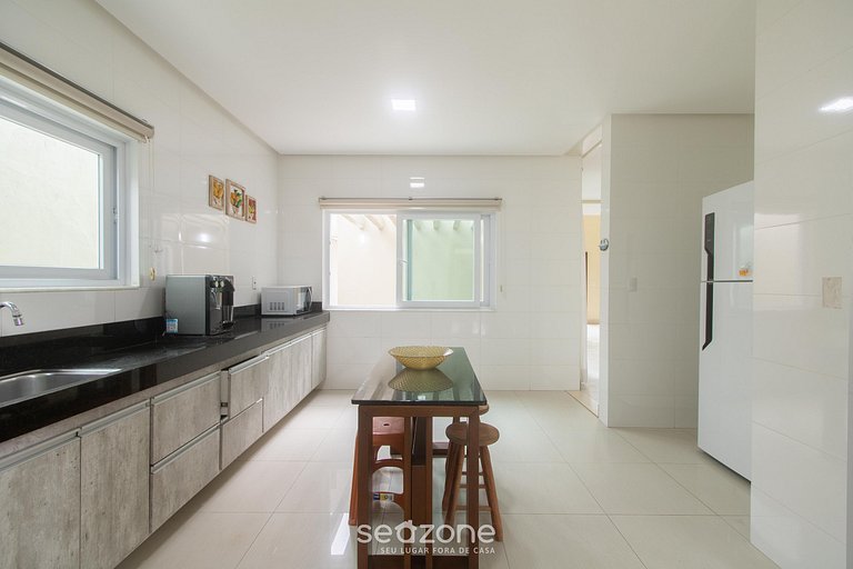 Casa c/ Piscina e Churrasqueira THG0006