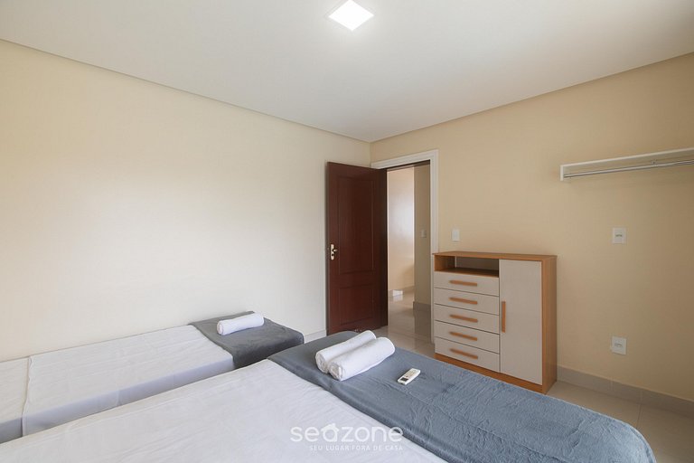 Casa c/ Piscina e Churrasqueira THG0006