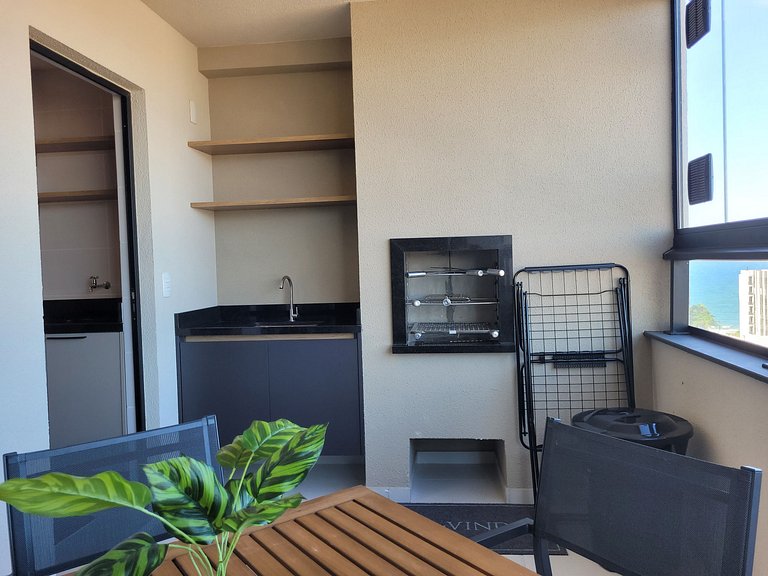 Apto Vista Mar a 400 m da Praia SKLA1204