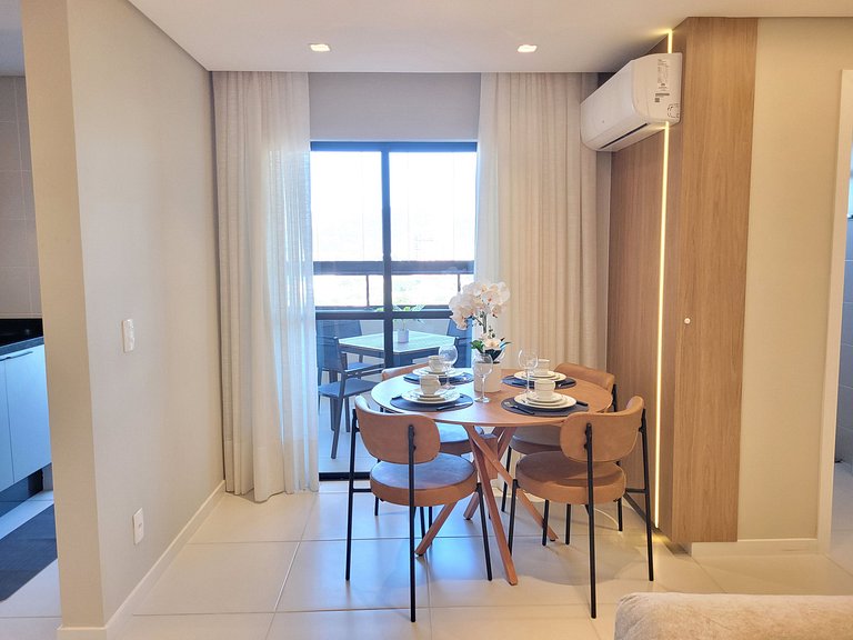 Apto Vista Mar a 400 m da Praia SKLA1204