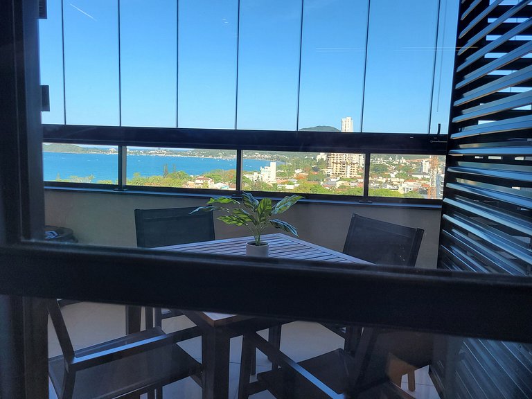 Apto Vista Mar a 400 m da Praia SKLA1204