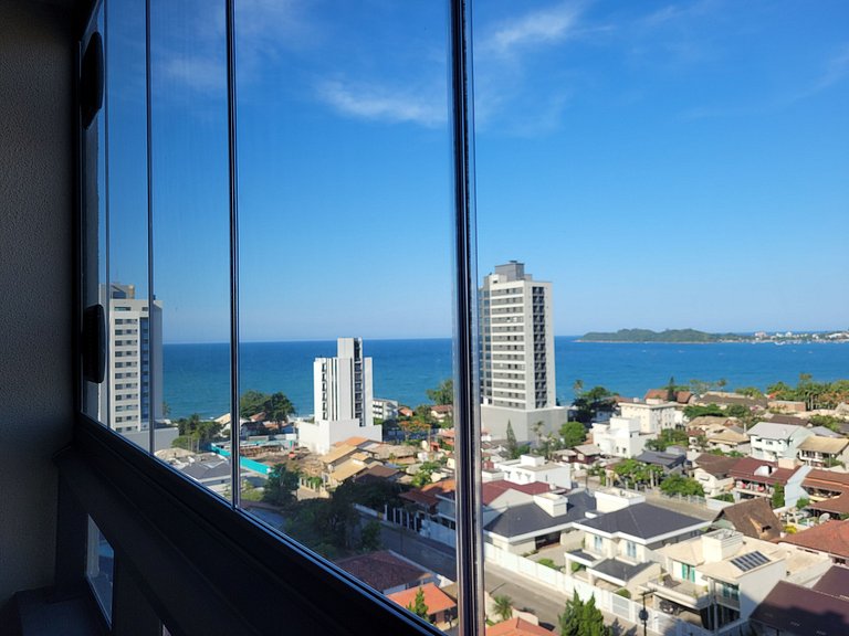 Apto Vista Mar a 400 m da Praia SKLA1204