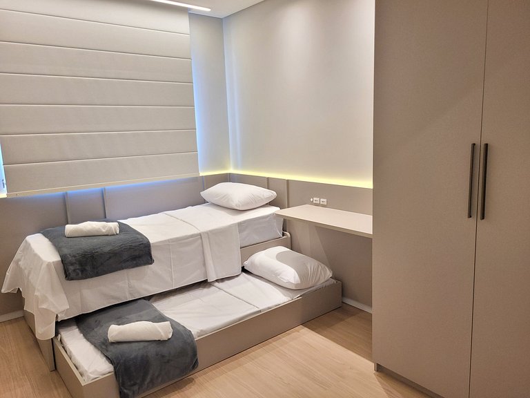 Apto Vista Mar a 400 m da Praia SKLA1204