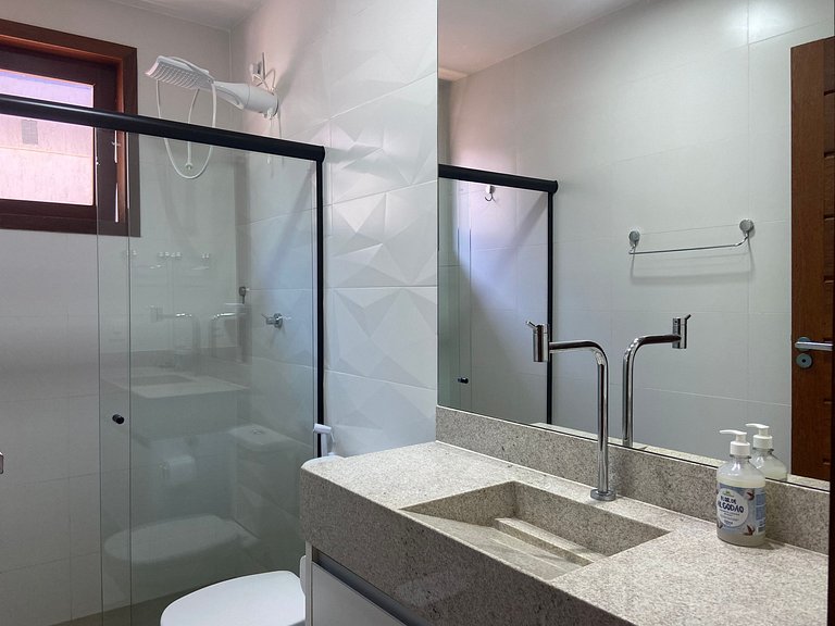 Apto en Cond. c/ Parrilla y Piscina CVB0110