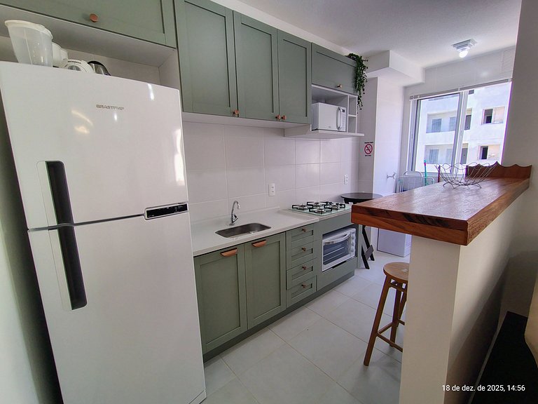 Apto c/ Churrasqueira a 750 m da Praia CIB1104