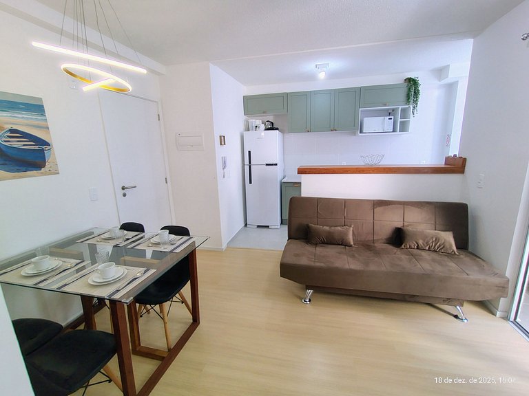 Apto c/ Churrasqueira a 750 m da Praia CIB1104