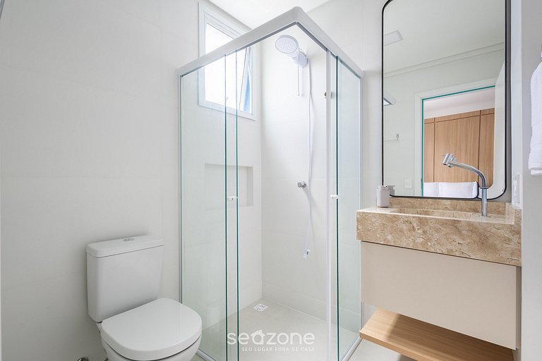 Apto c/ Varanda e Churrasq. a 350m do Mar EIM0301