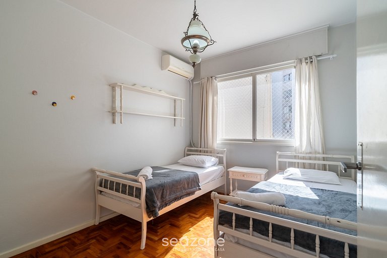 Apto 2 Dormitorios en el Centro de Floripa EBE0804